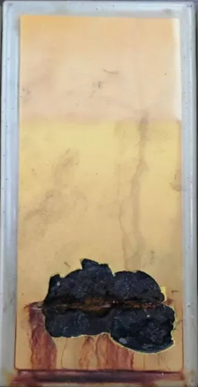 Norsok M-501 4200小时测试后划痕处的锈蚀